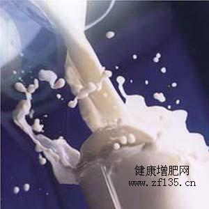 空腹喝牛奶影响营养吸收